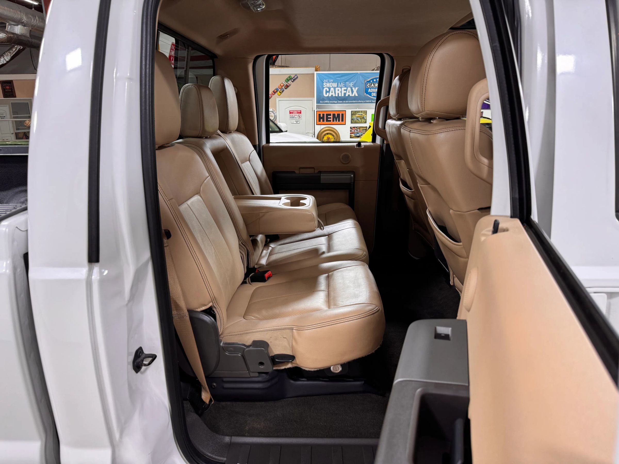 Used 2012 Ford F250 Lariat w/ Lariat Ultimate Pkg AWD/4WD image 19