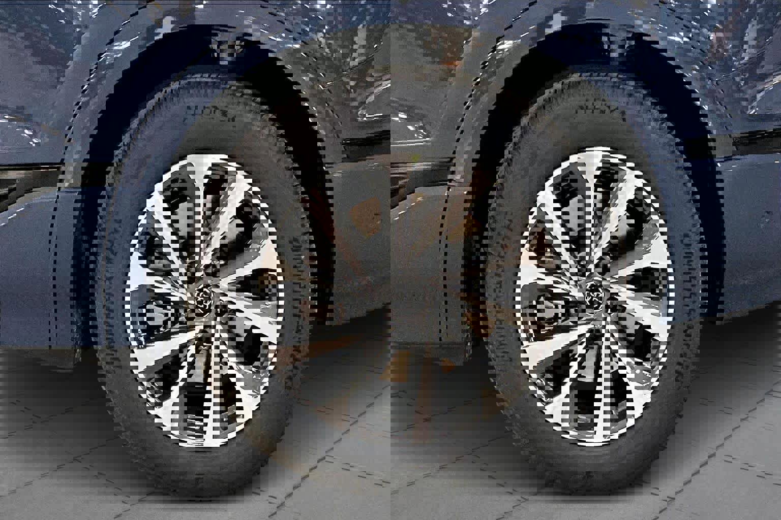 New 2025 Audi Q6 e-tron Premium Plus image 11