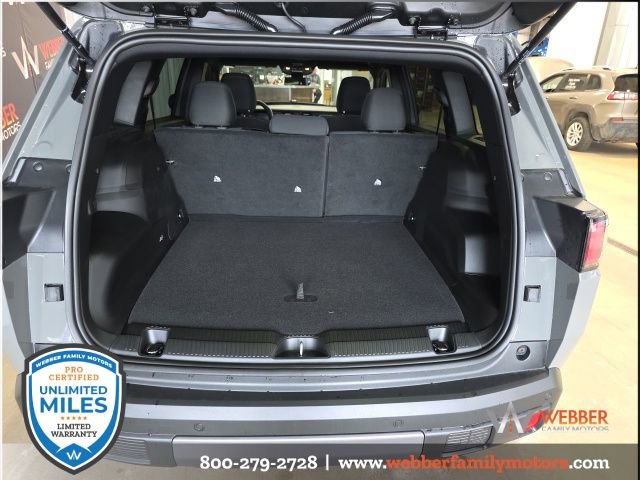 New 2026 Jeep Cherokee Laredo image 7