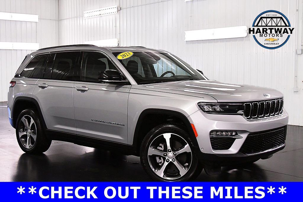 Used 2023 Jeep Grand Cherokee 4WD 4xe w/ Luxury Tech Group II image 1