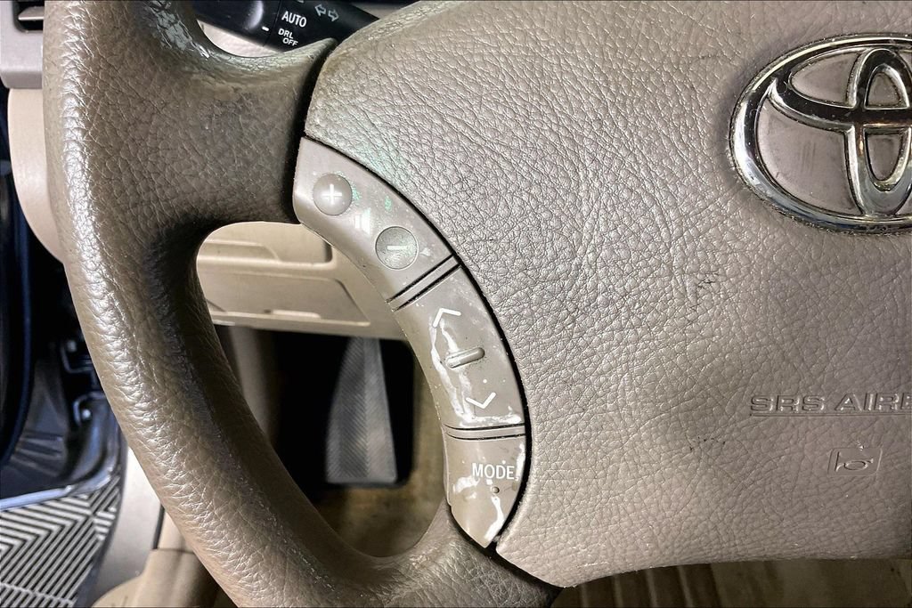 Used 2006 Toyota Camry LE FWD image 23