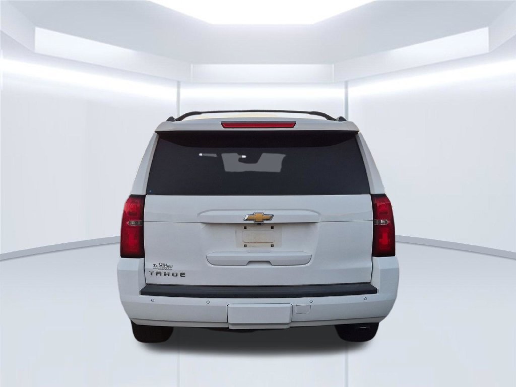Used 2015 Chevrolet Tahoe LT w/ Luxury Package RWD image 3
