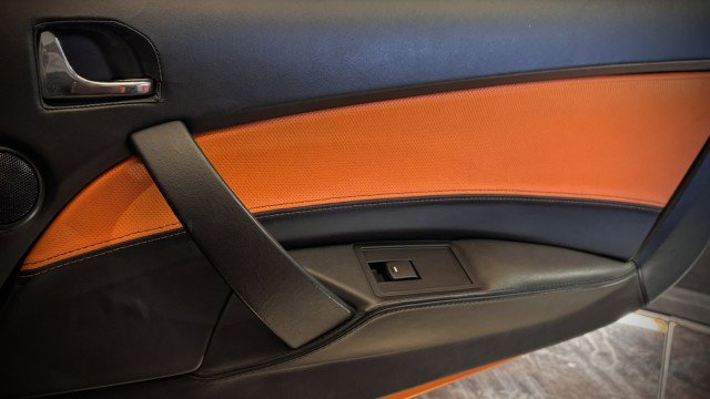 Used 2010 Tesla Roadster Sport image 13