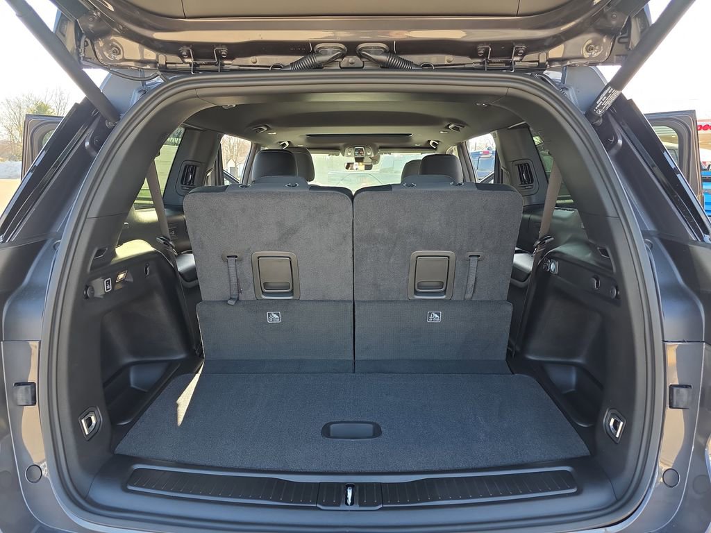 New 2026 Jeep Grand Cherokee L 4WD image 13