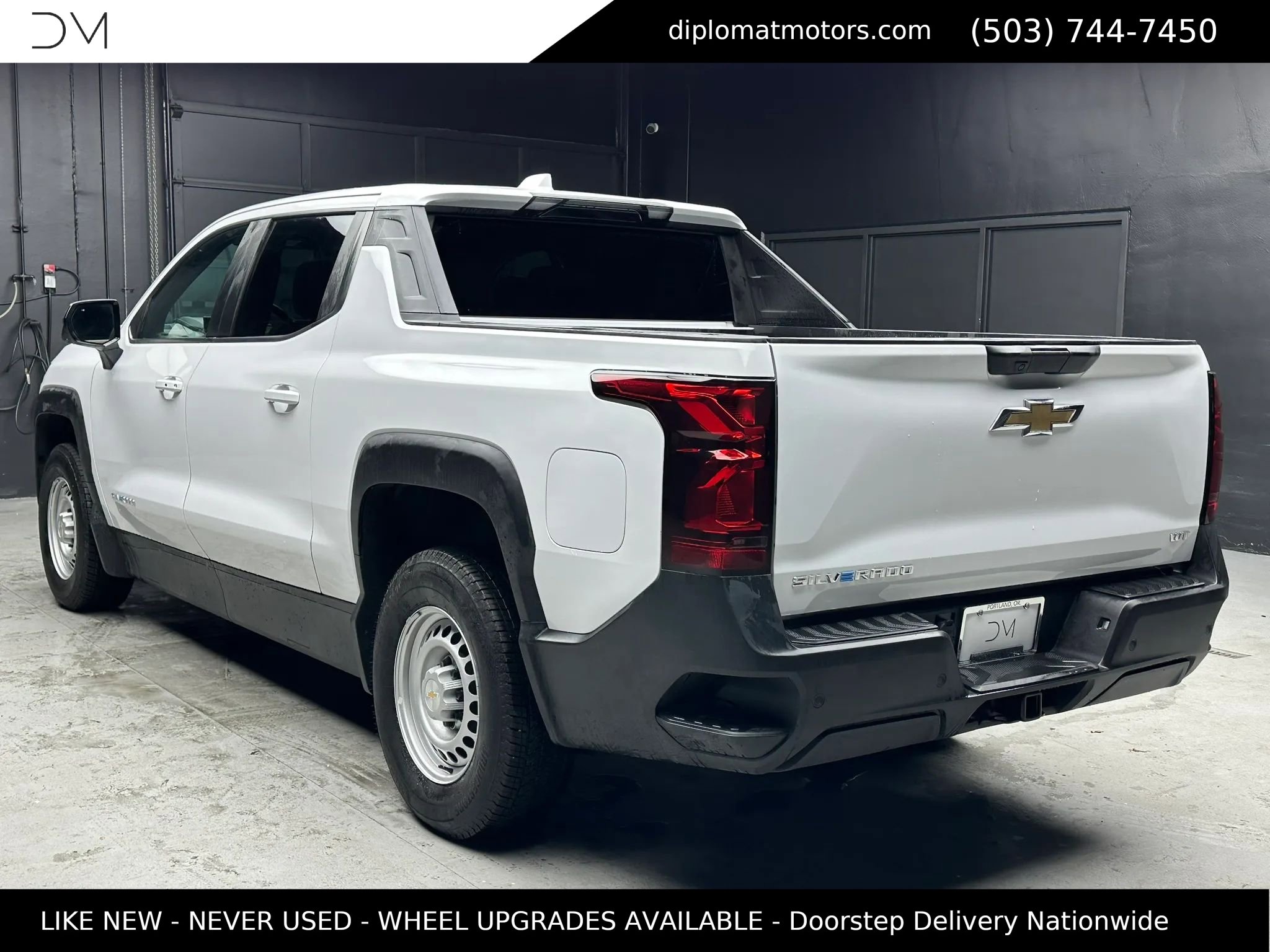 Used 2024 Chevrolet Silverado EV W/T image 5