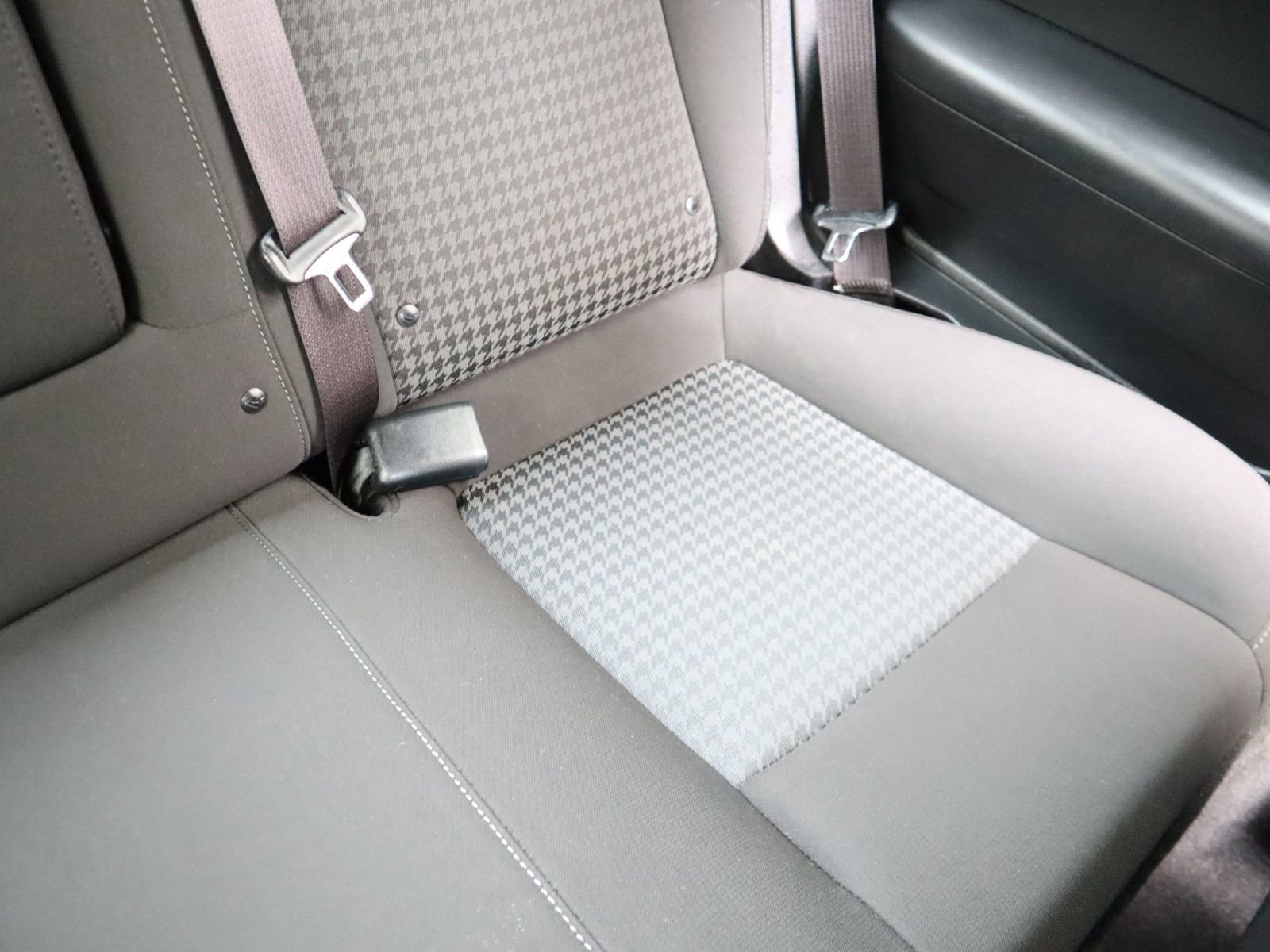 Used 2022 Dodge Challenger GT image 53