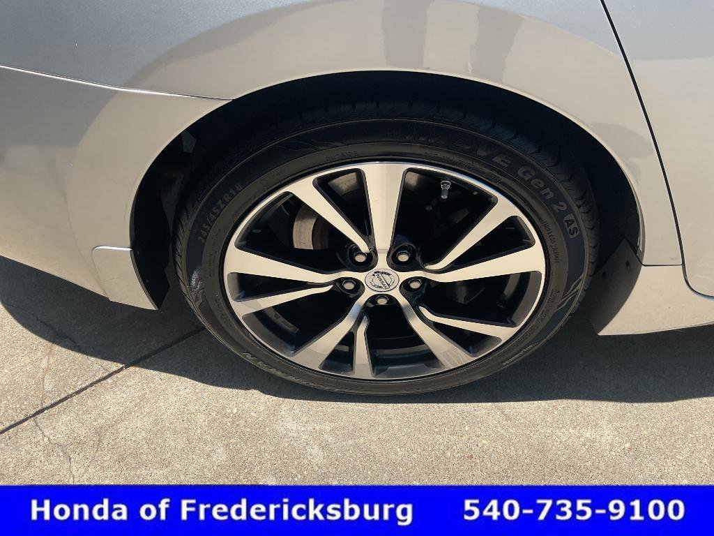Used 2017 Nissan Maxima 3.5 SL FWD image 12