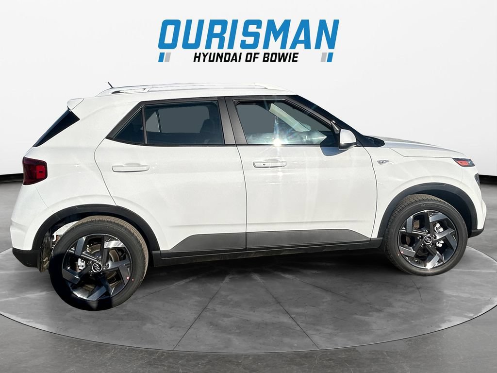 New 2026 Hyundai Venue SEL FWD image 7