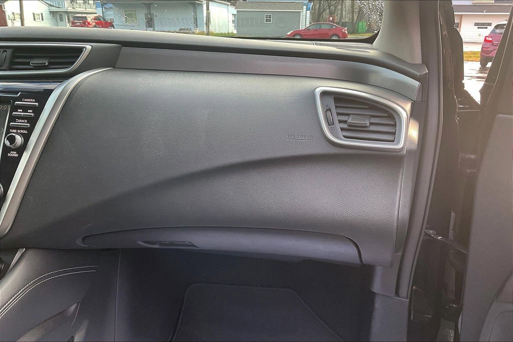 Used 2024 Nissan Murano SV w/ SV Midnight Edition Package image 15
