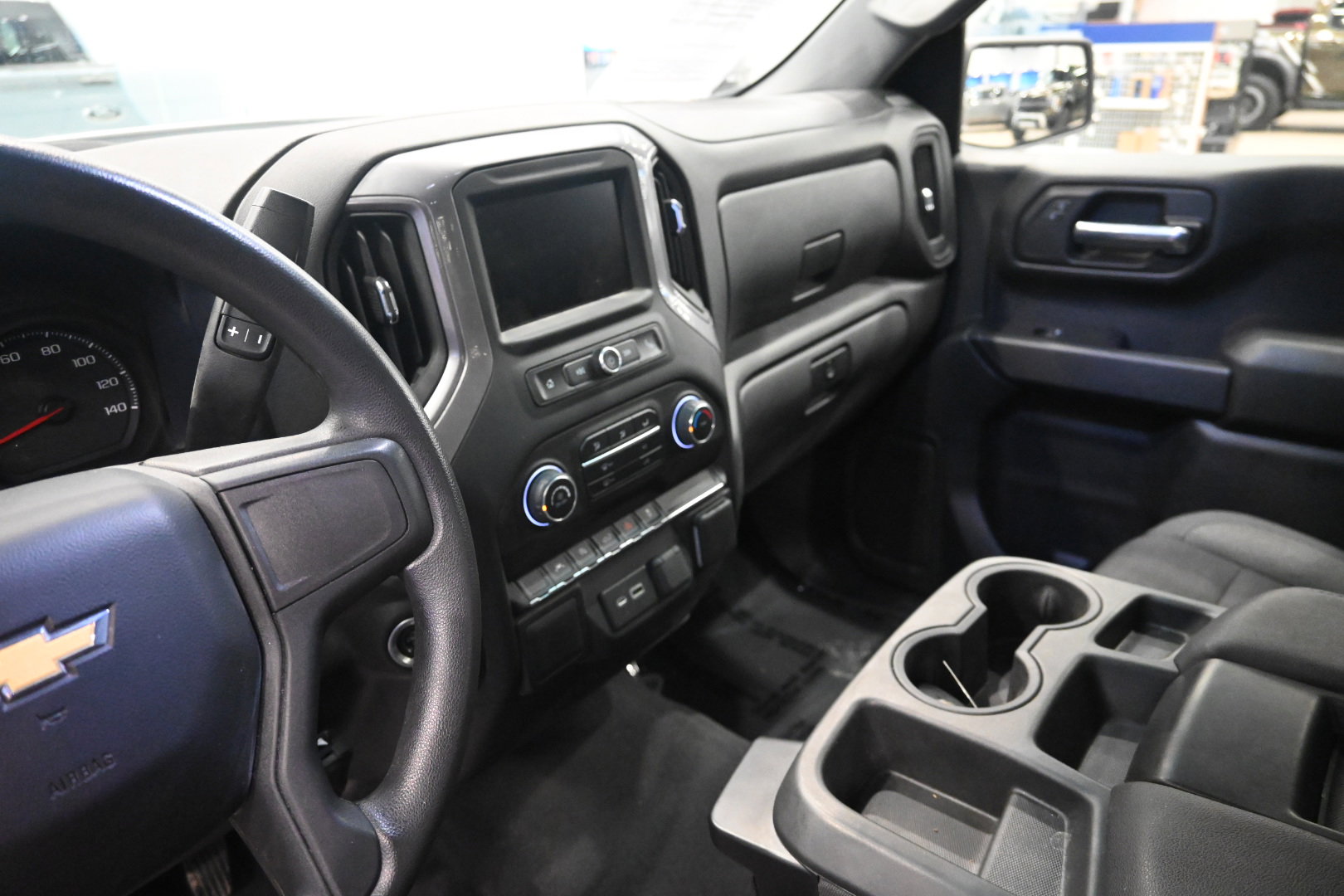 Used 2022 Chevrolet Silverado 1500 Custom image 30