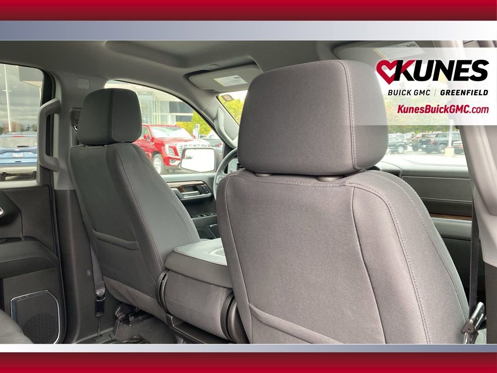 Used 2024 GMC Sierra 1500 Elevation image 37