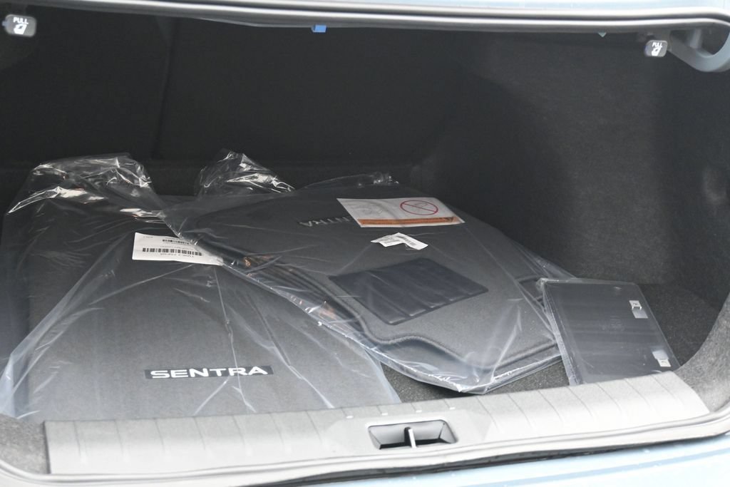 New 2026 Nissan Sentra SV w/ SV Convenience Package FWD image 19