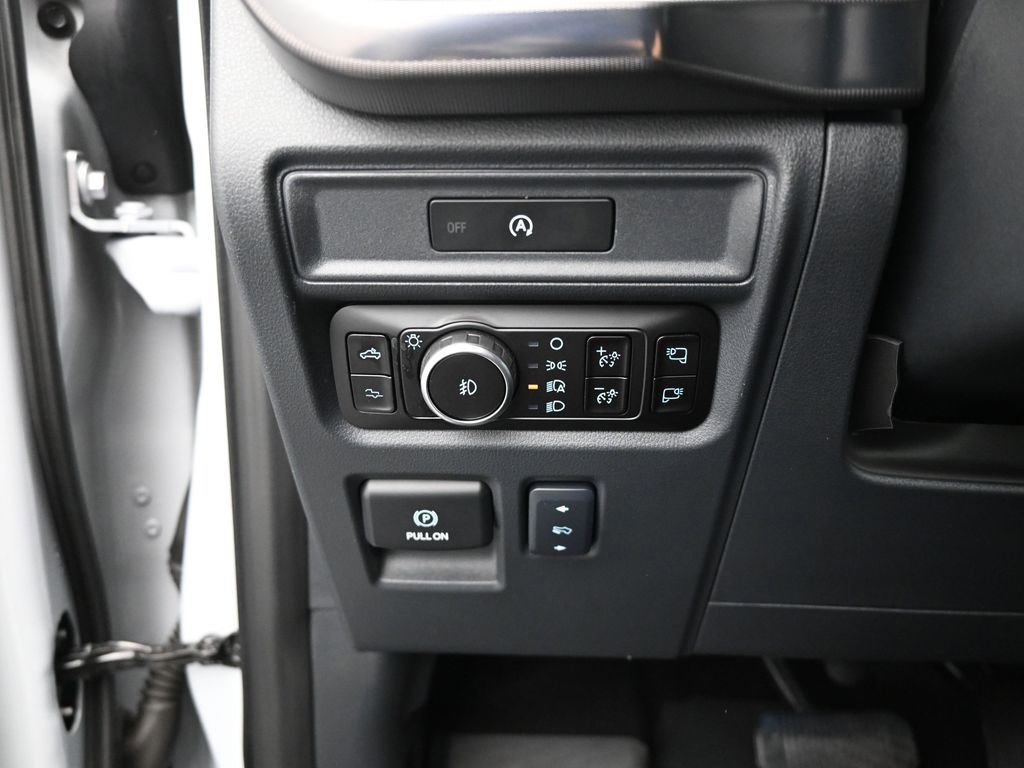 Used 2025 Ford F150 Raptor image 13