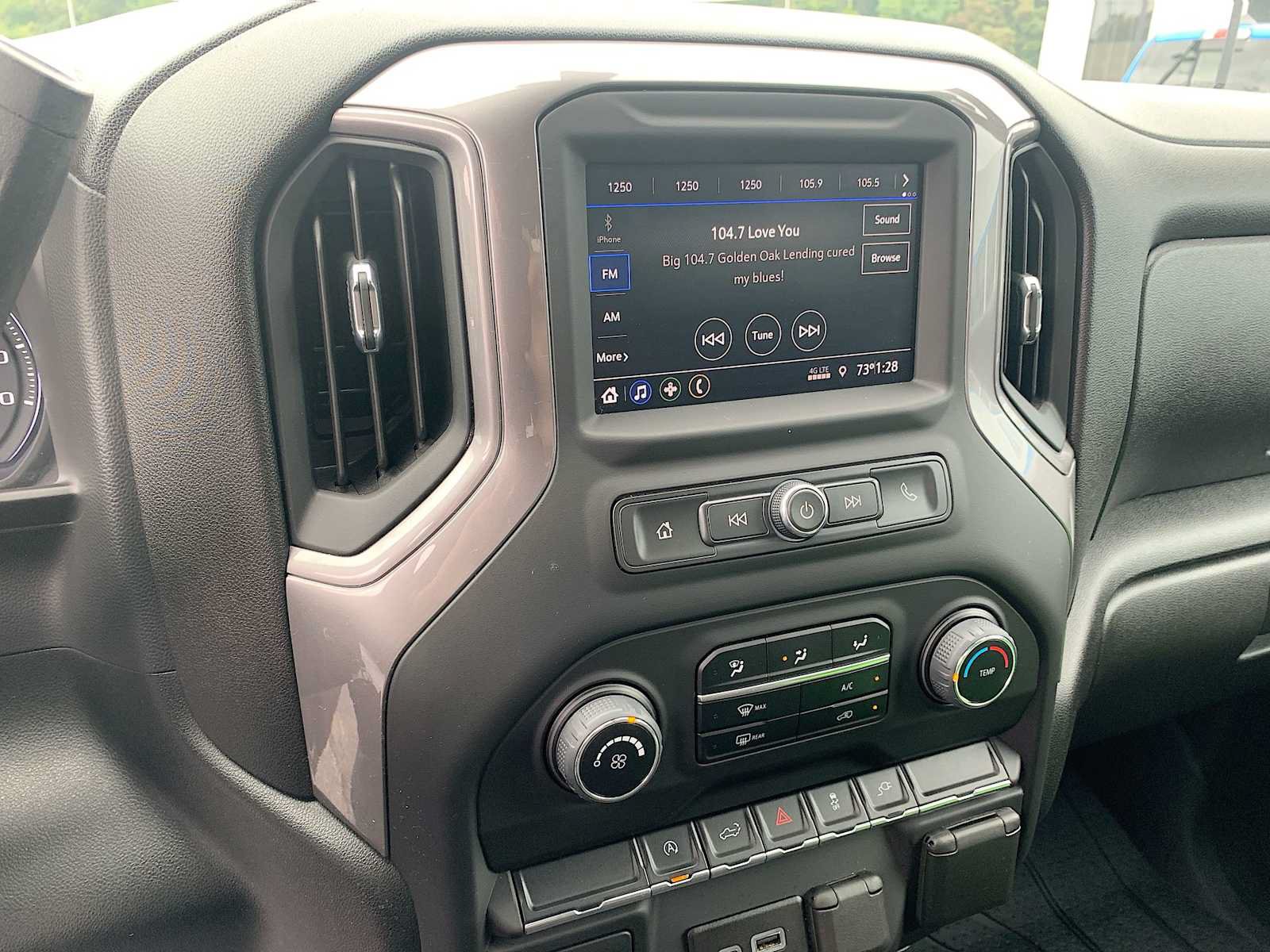 Certified 2021 Chevrolet Silverado 1500 Custom w/ LPO, Dark Essentials Package AWD/4WD image 13