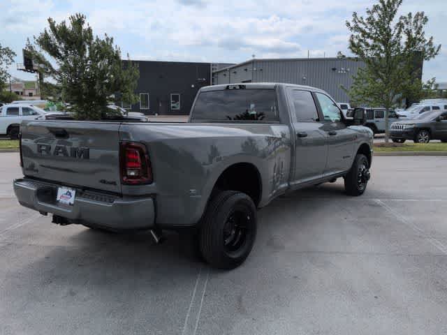 New 2026 RAM 3500 Big Horn AWD/4WD image 8