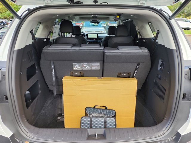 New 2026 Kia Carnival SX Prestige image 7