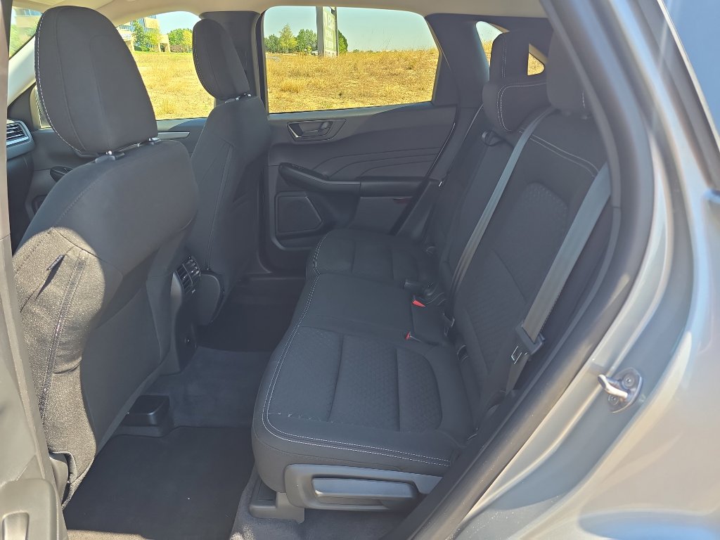 Used 2023 Ford Escape Active image 11