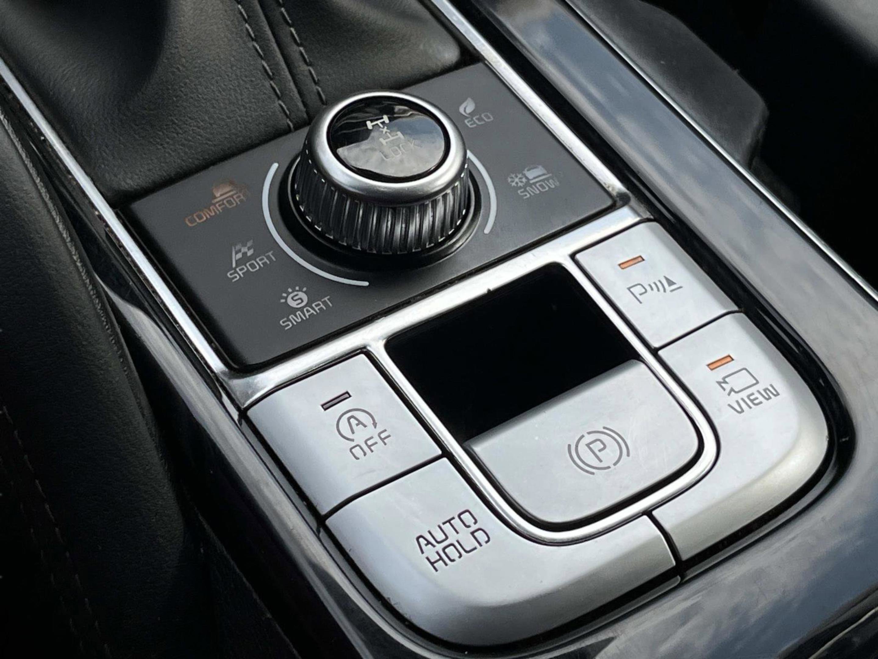 Used 2022 Kia Telluride SX w/ SX Prestige Package image 42