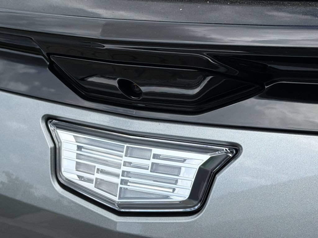 New 2027 Cadillac Optiq Luxury AWD/4WD image 11