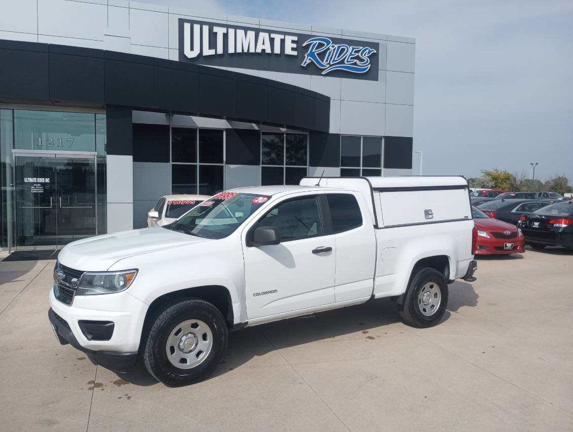 Used 2020 Chevrolet Colorado W/T image 1