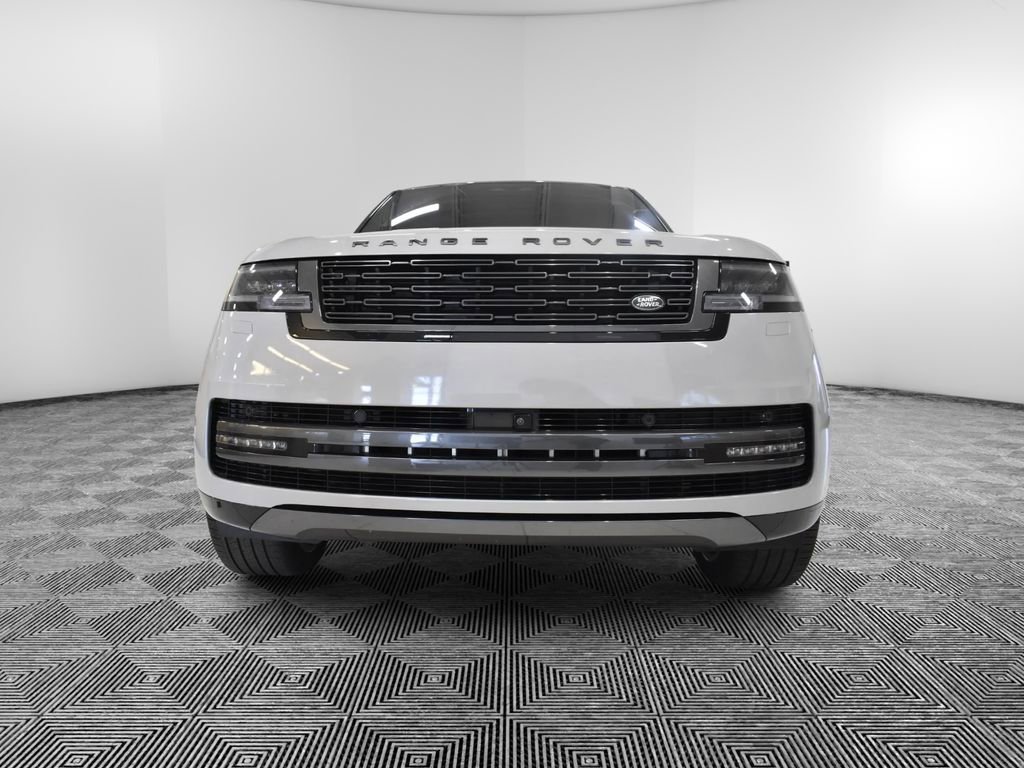 Used 2025 Land Rover Range Rover Autobiography image 8