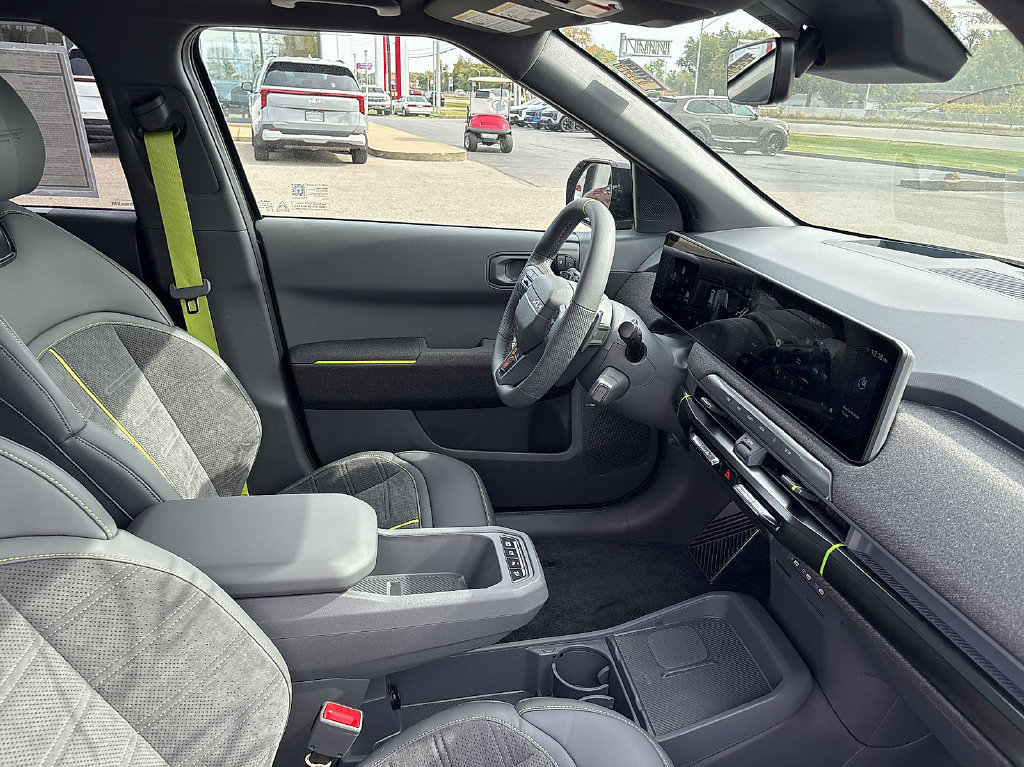 New 2027 Kia EV3 GT AWD/4WD image 7