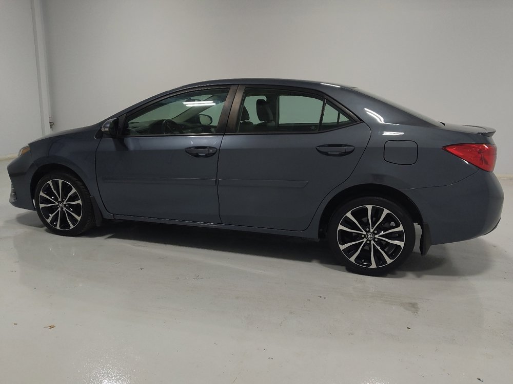 Used 2017 Toyota Corolla SE image 3