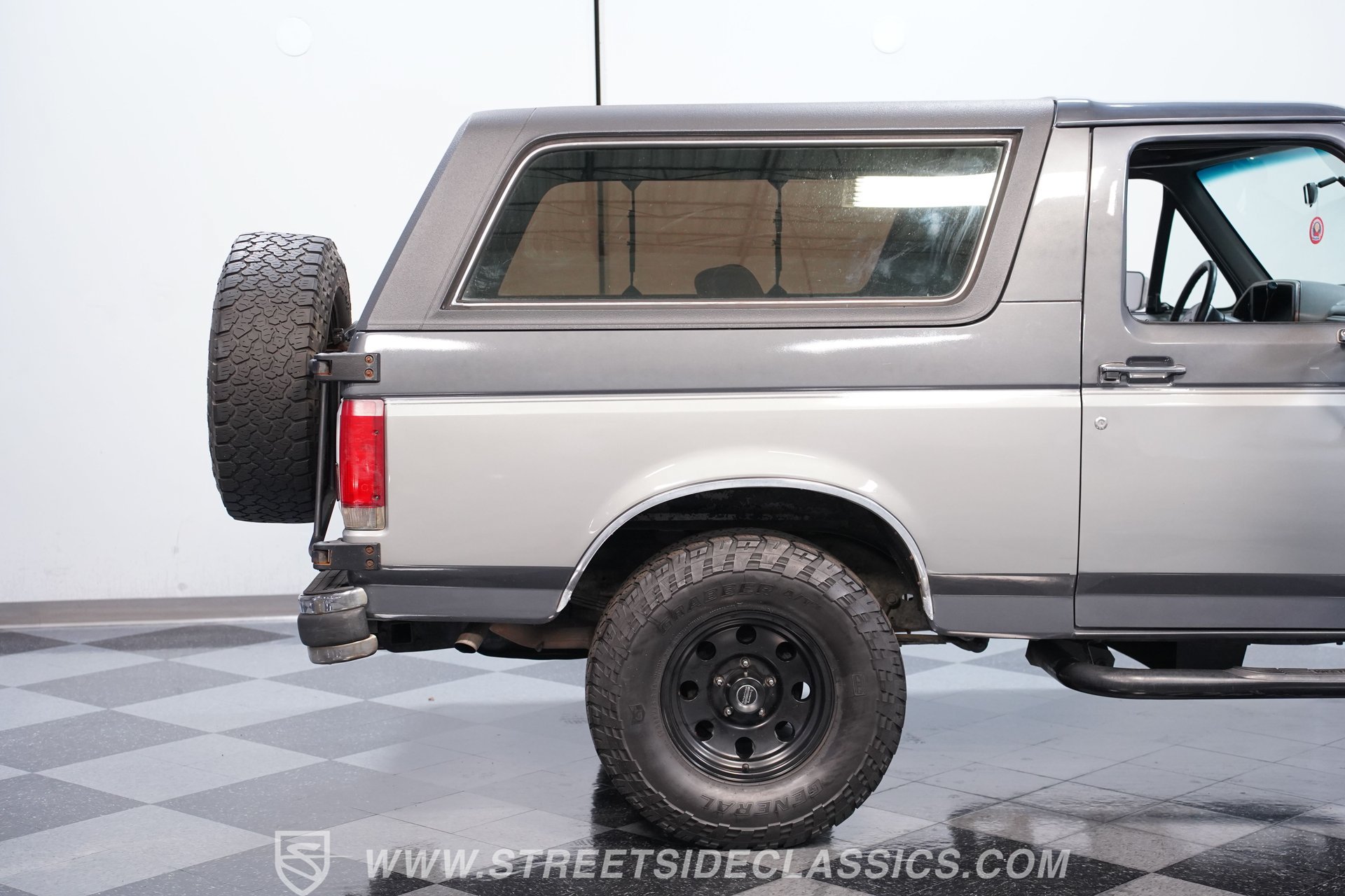 Used 1989 Ford Bronco AWD/4WD image 23