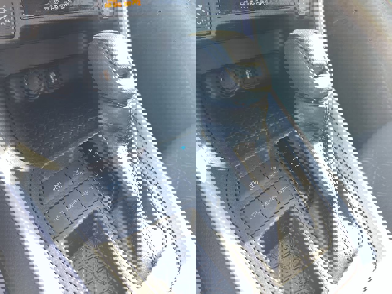 Used 2024 Toyota RAV4 XLE image 26