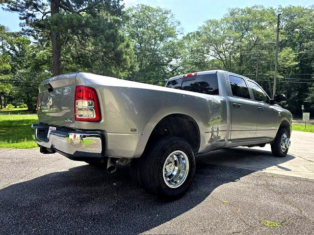 Used 2019 RAM 3500 Tradesman image 3