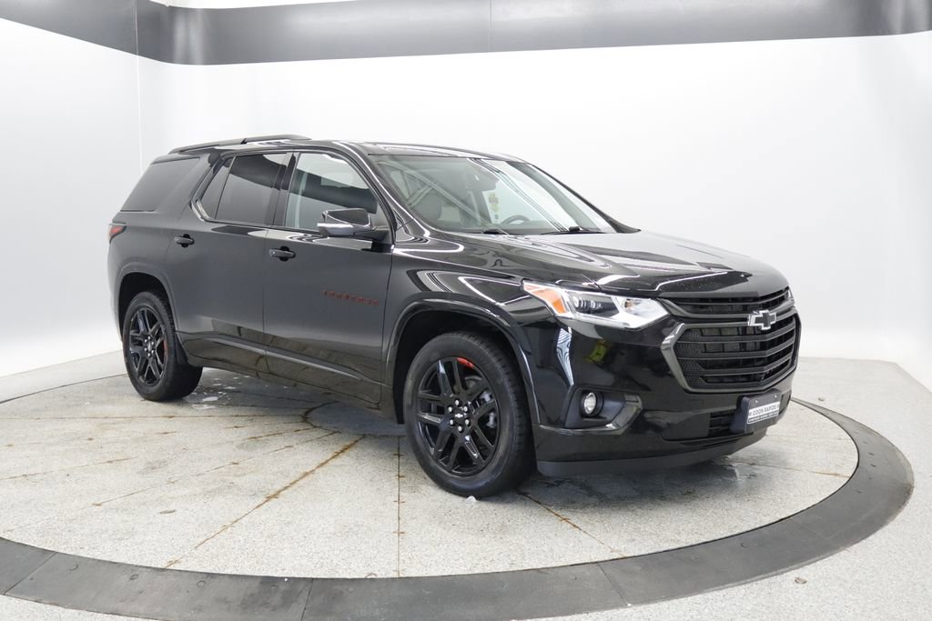 Used 2021 Chevrolet Traverse Premier w/ Redline Edition AWD/4WD image 10