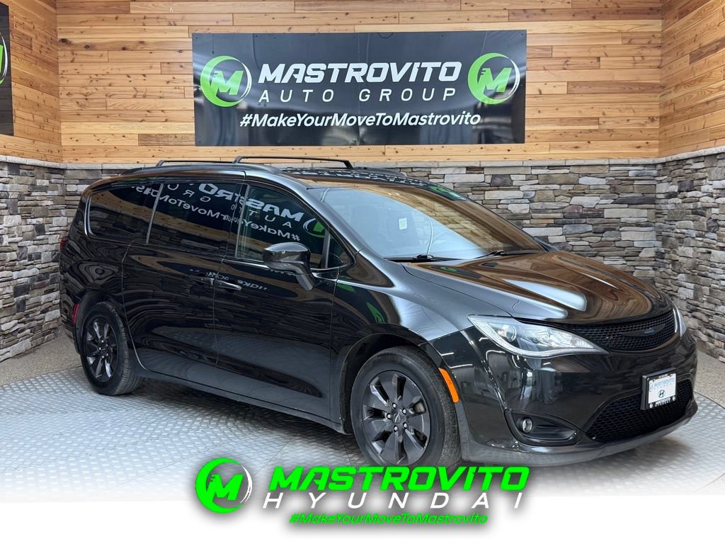 Used 2020 Chrysler Pacifica Touring-L w/ S Appearance Package