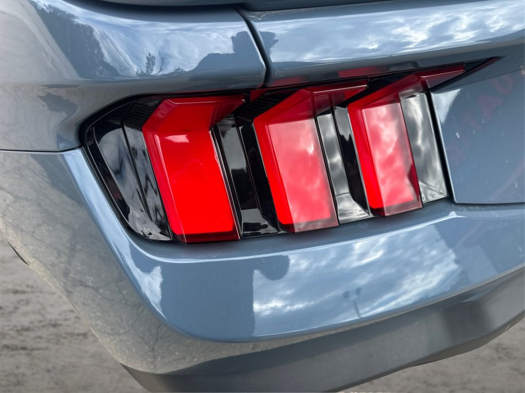 Used 2025 Ford Mustang GT Premium RWD image 21