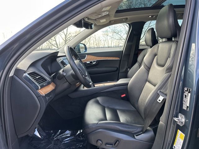 Used 2021 Volvo XC90 T8 Inscription Expression w/ Climate Package image 17