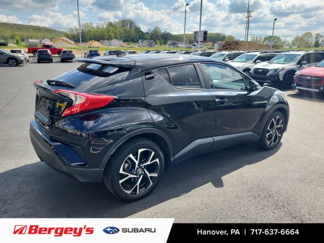 Used 2019 Toyota C-HR XLE image 4