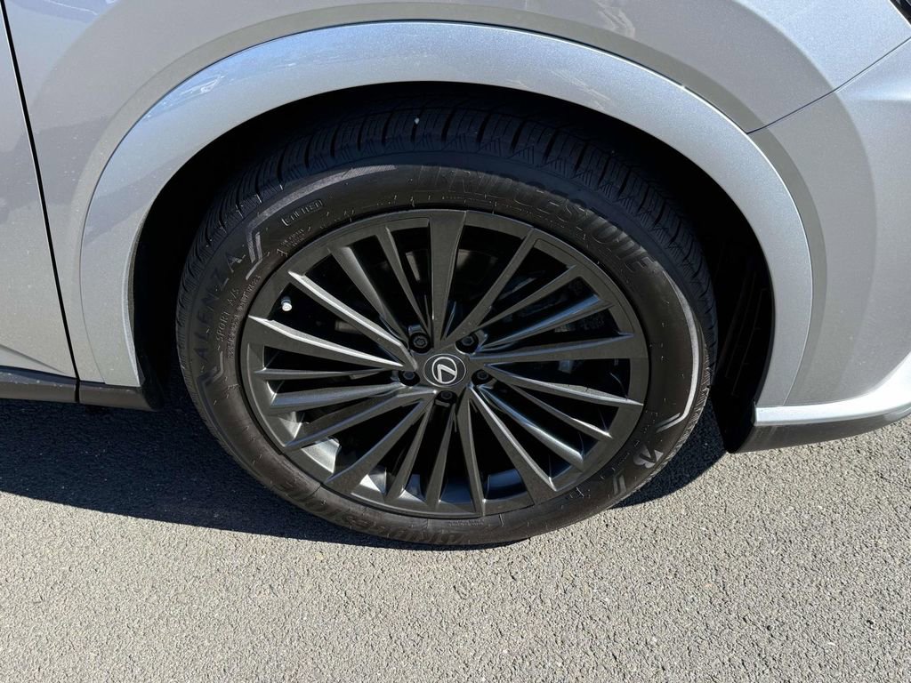 Used 2024 Lexus RX 350 Premium w/ Accessory Package (K3) image 7