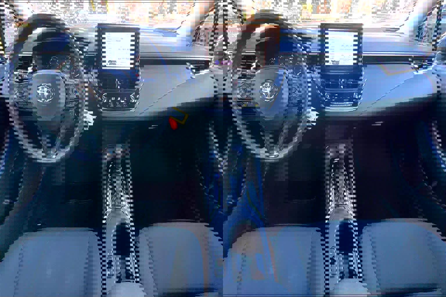 Used 2023 Toyota Corolla LE image 15