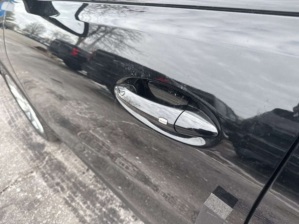 New 2027 Chevrolet Bolt LT w/ Comfort Package image 5