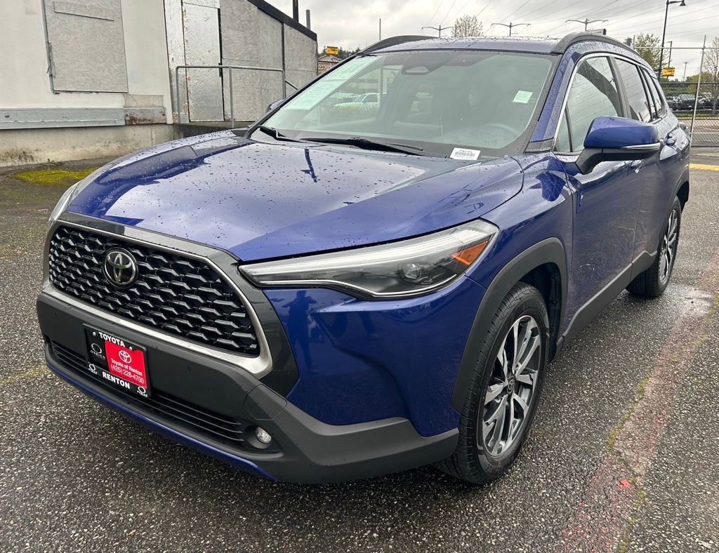 Certified 2024 Toyota Corolla Cross XLE w/ Convenience Package AWD/4WD image 1
