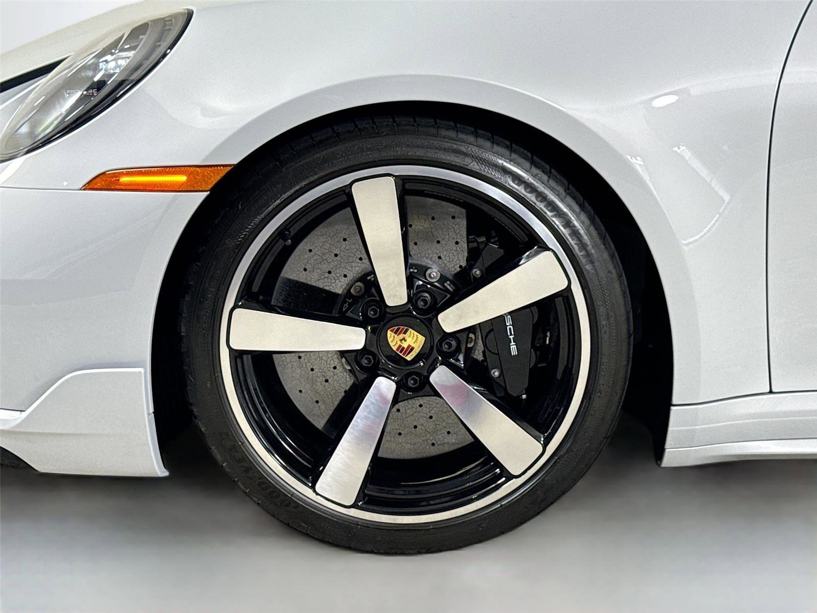 Used 2024 Porsche 911 Turbo S w/ 911 Turbo Sportdesign Package image 40