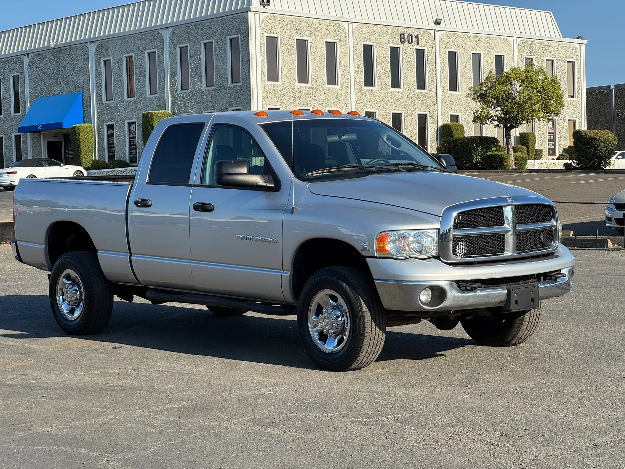 Used 2003 Dodge Ram 3500 Truck SLT AWD/4WD image 3