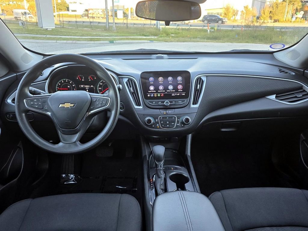 Used 2024 Chevrolet Malibu LT FWD image 14