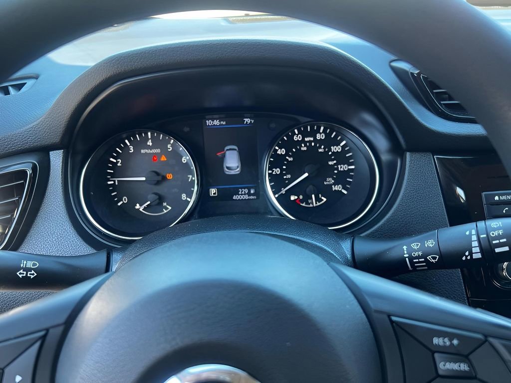 Used 2022 Nissan Rogue Sport S image 14