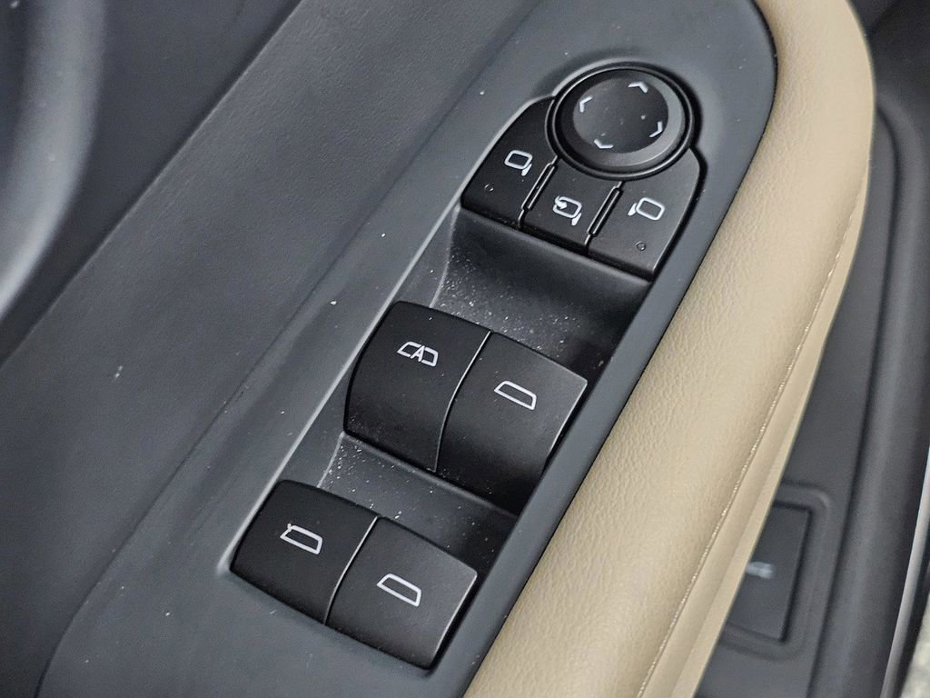 Used 2025 Buick Enclave Preferred w/ Power Package AWD/4WD image 33