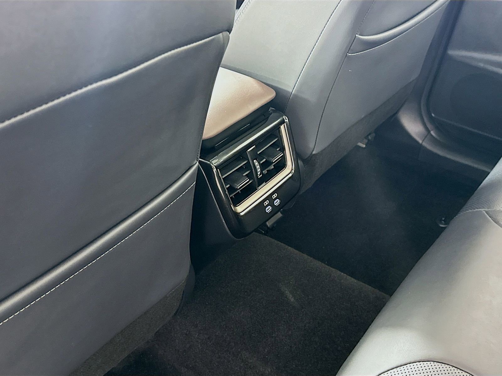 Certified 2024 Toyota Crown Limited w/ Advanced Technology Package AWD/4WD image 22