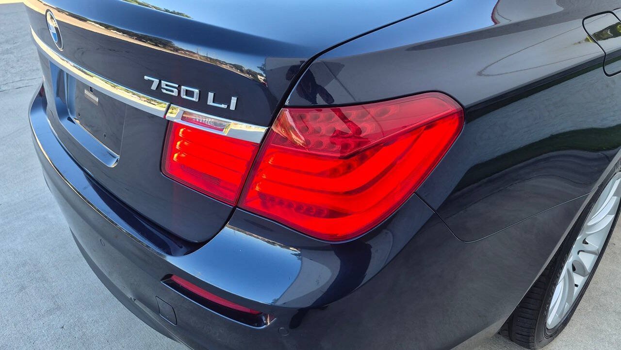 Used 2011 BMW 750Li xDrive AWD/4WD image 19