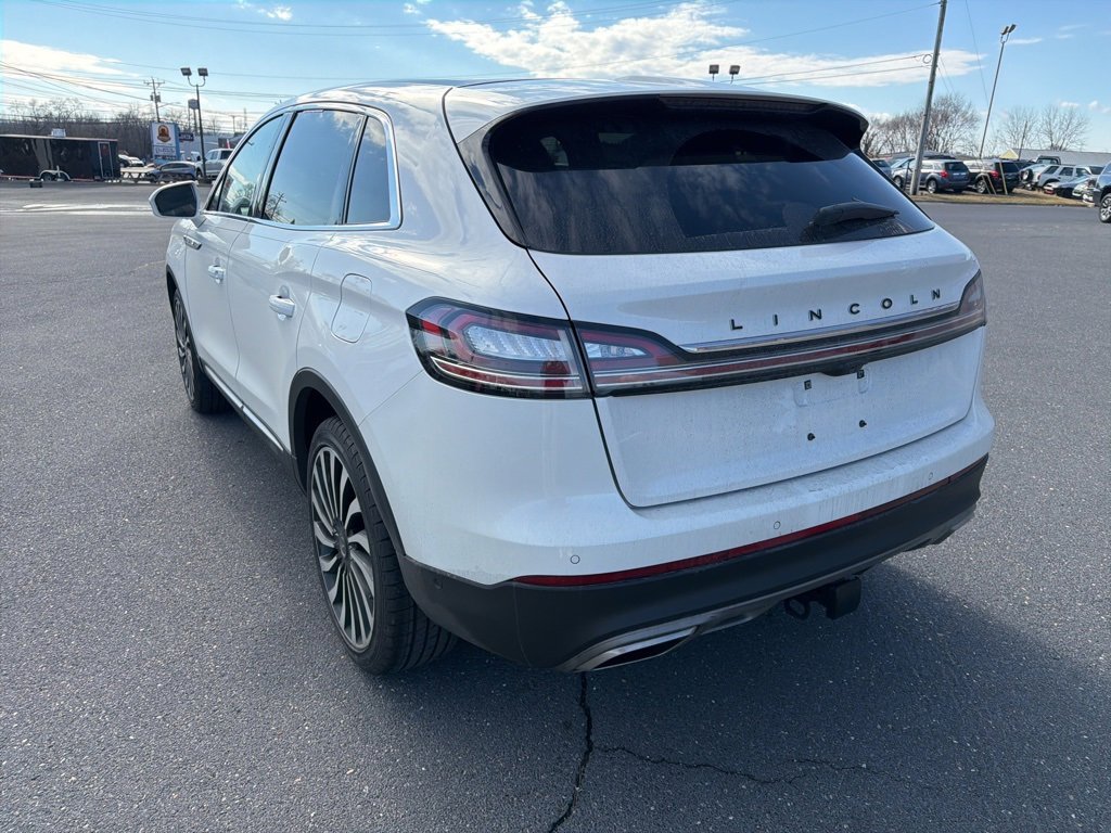 Certified 2022 Lincoln Nautilus Black Label w/ Class II Trailer Tow Package image 3