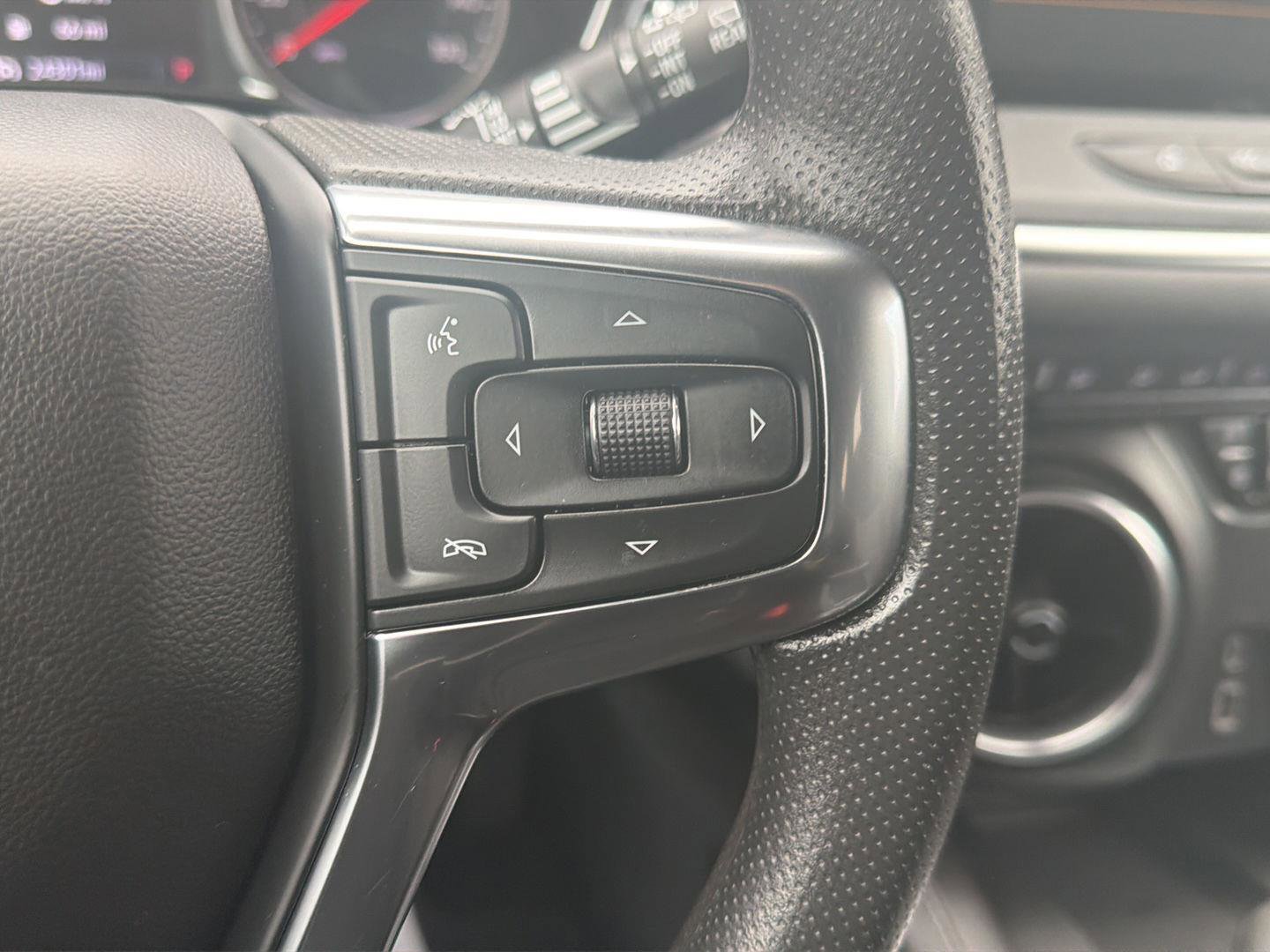 Certified 2024 Chevrolet Blazer LT w/ Convenience Package image 18