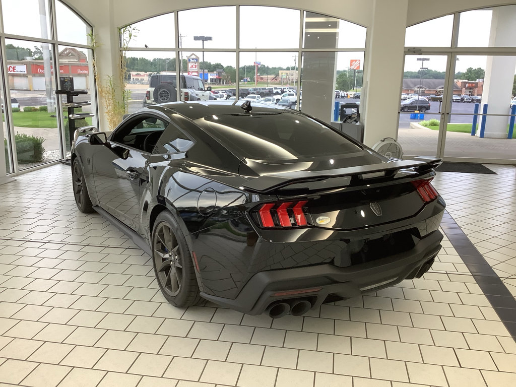 Used 2026 Ford Mustang Dark Horse RWD image 5