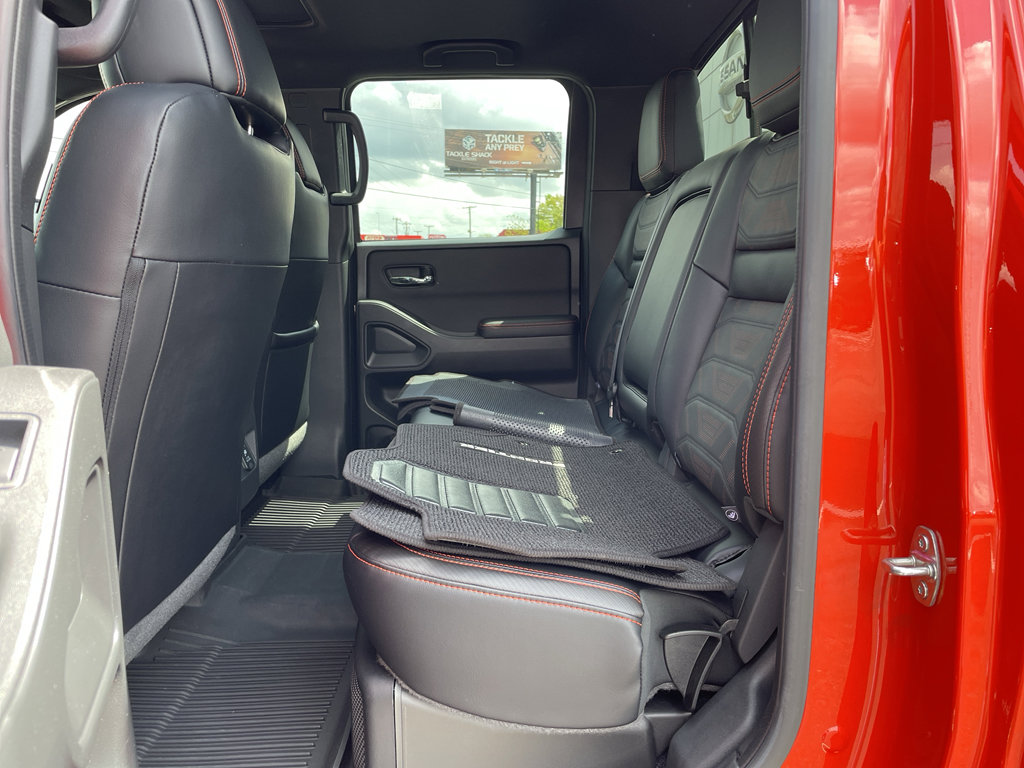 Used 2025 Nissan Frontier Pro-X w/ Pro Premium Package image 23